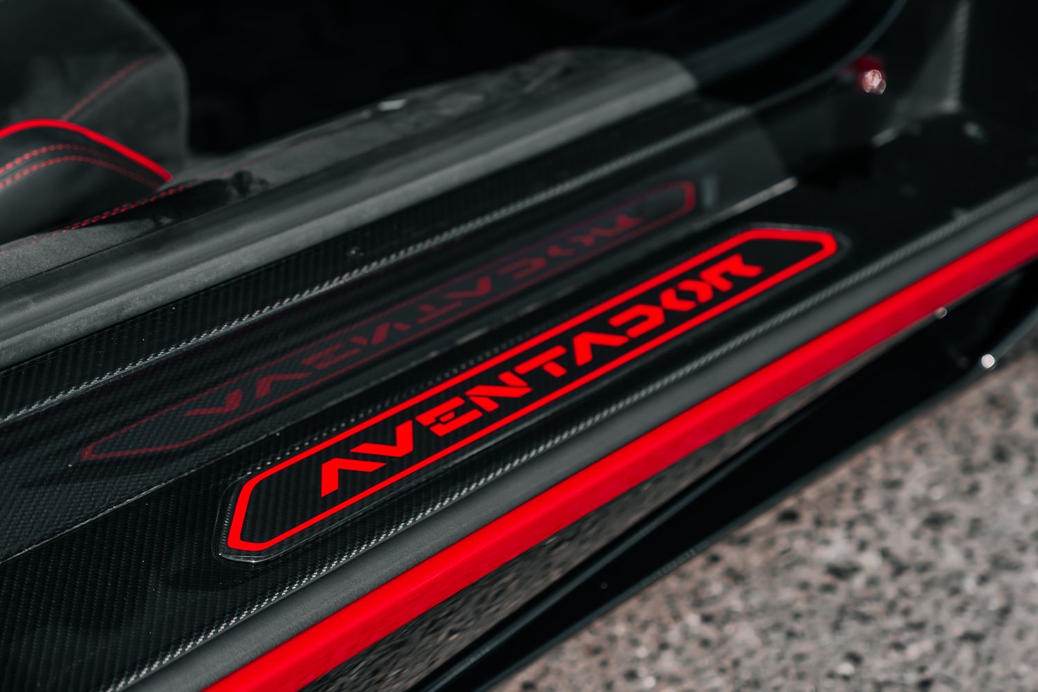 Lamborghini Aventador SV Roadster