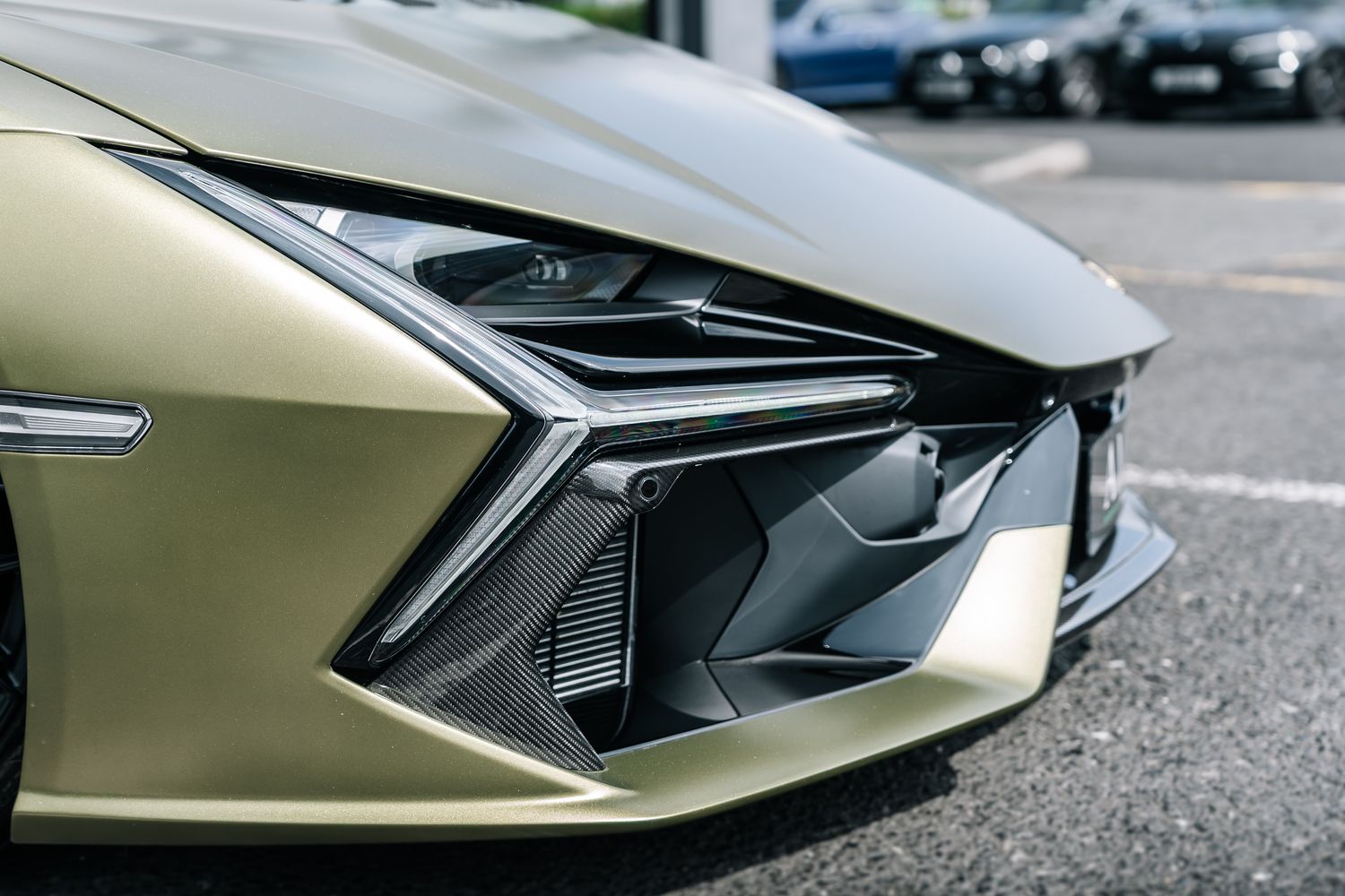 Lamborghini Revuelto