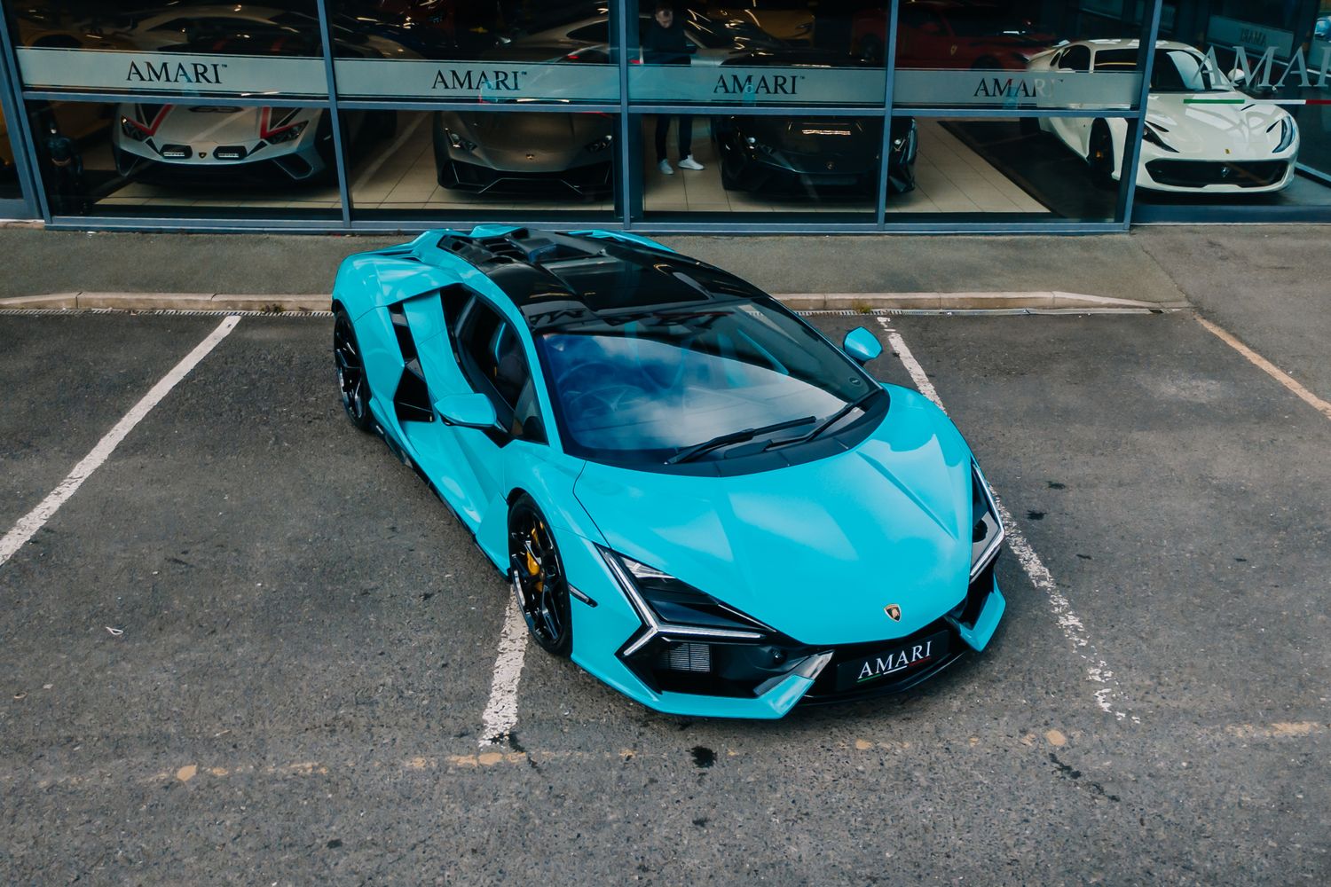 Lamborghini Revuelto