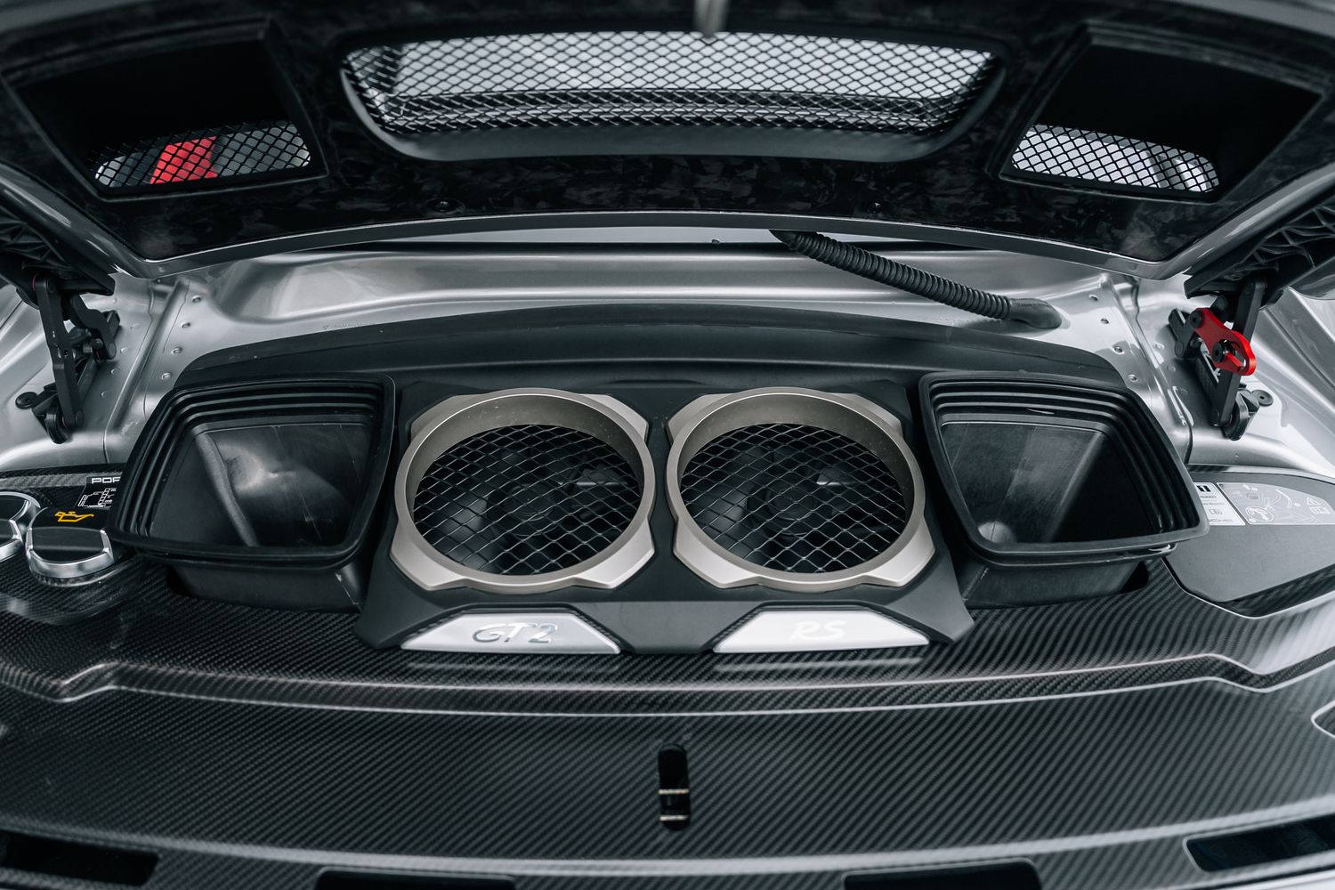 Porsche 911 991.2 GT2 RS Weissach