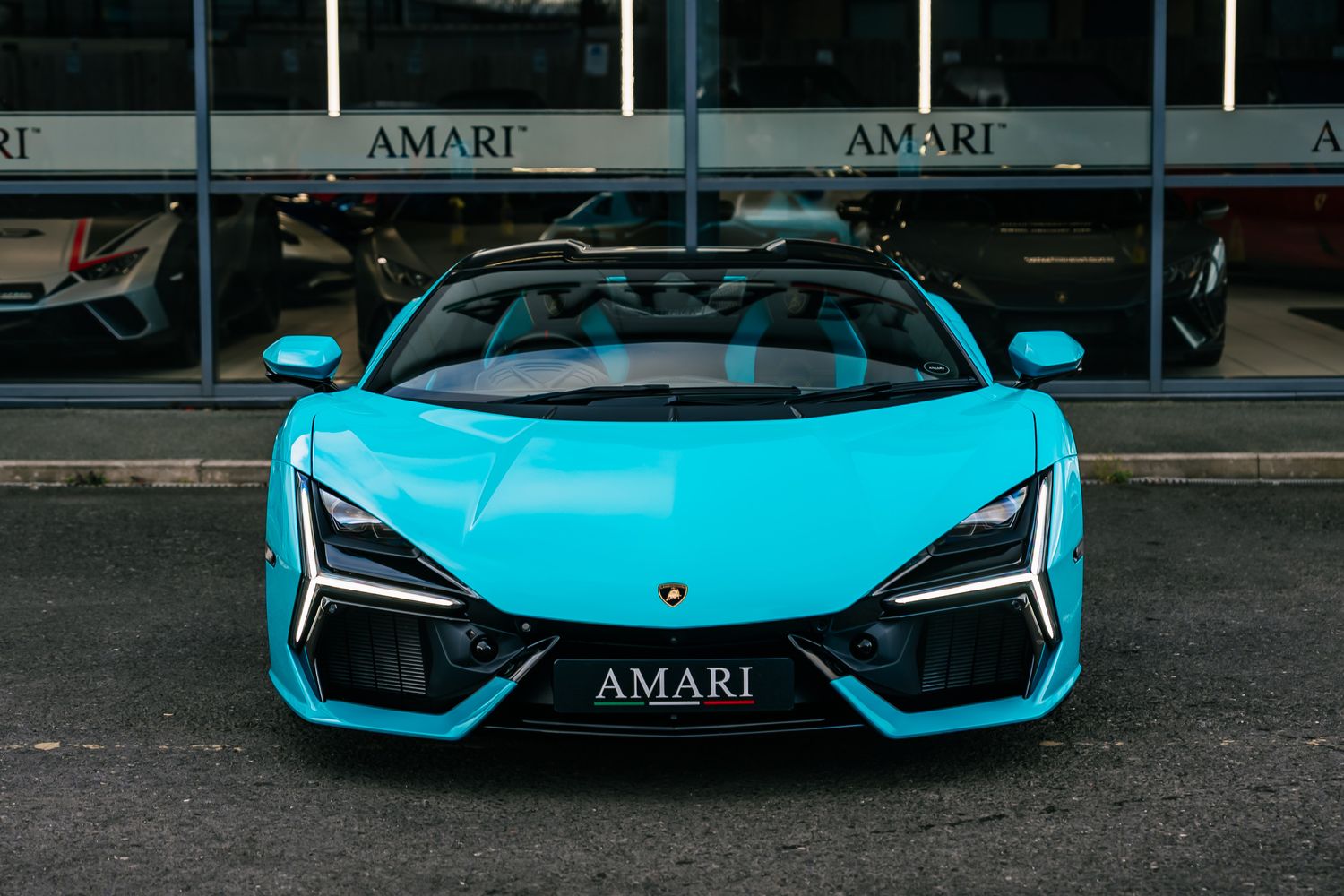 Lamborghini Revuelto