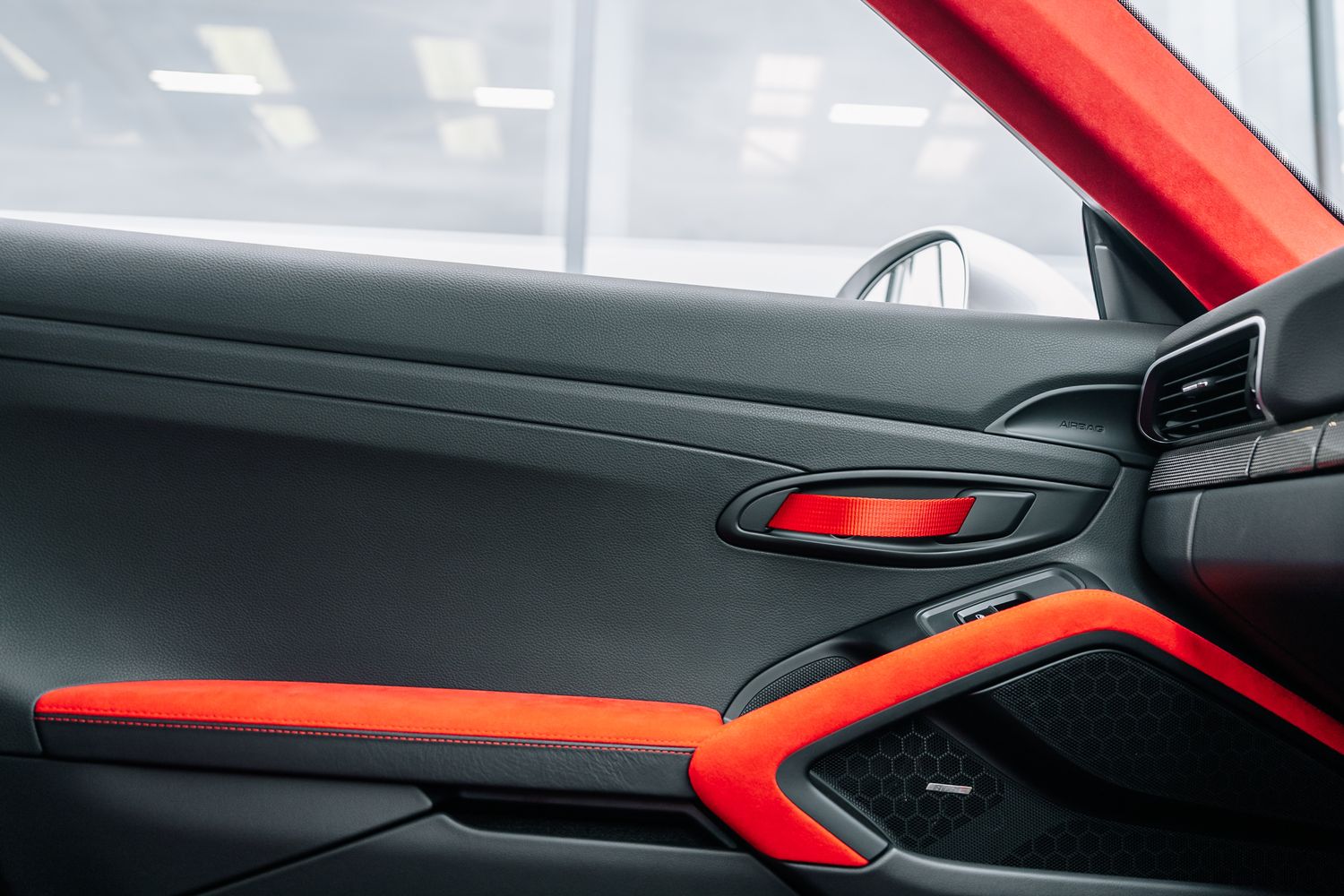 Porsche 911 991.2 GT2 RS Weissach