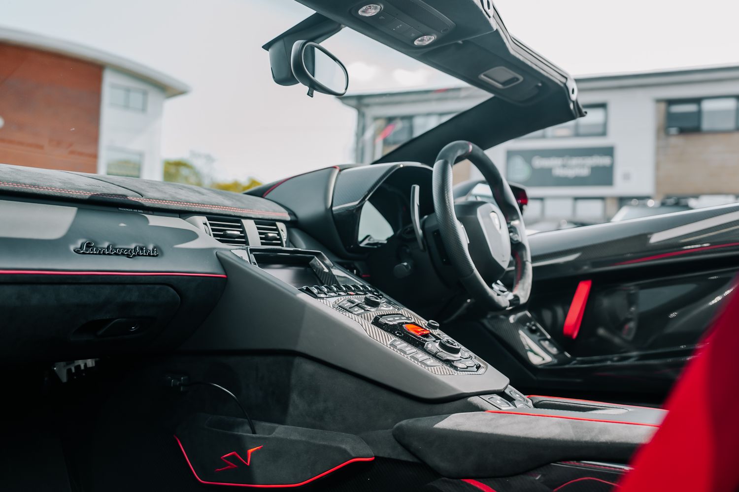 Lamborghini Aventador SV Roadster
