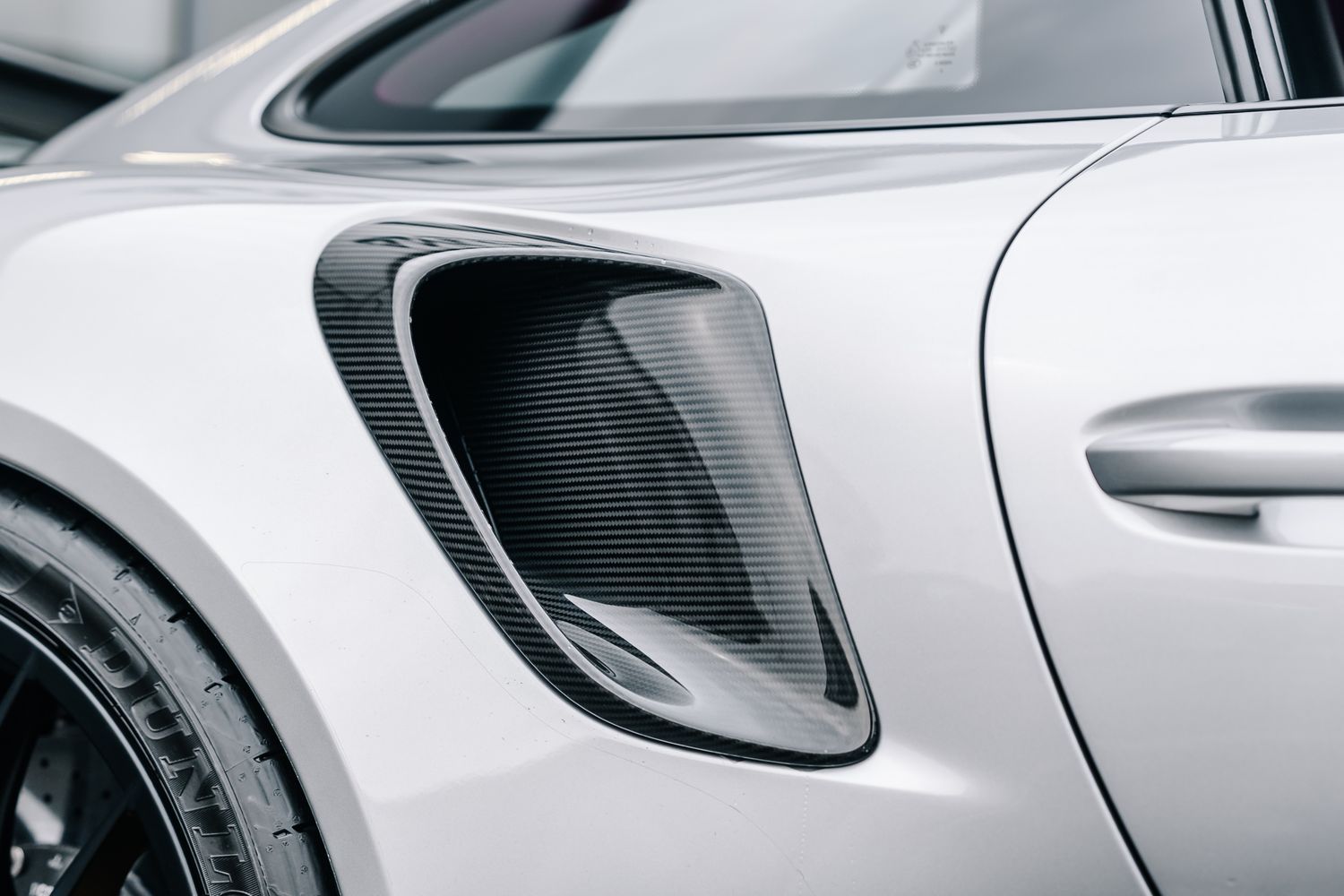 Porsche 911 991.2 GT2 RS Weissach