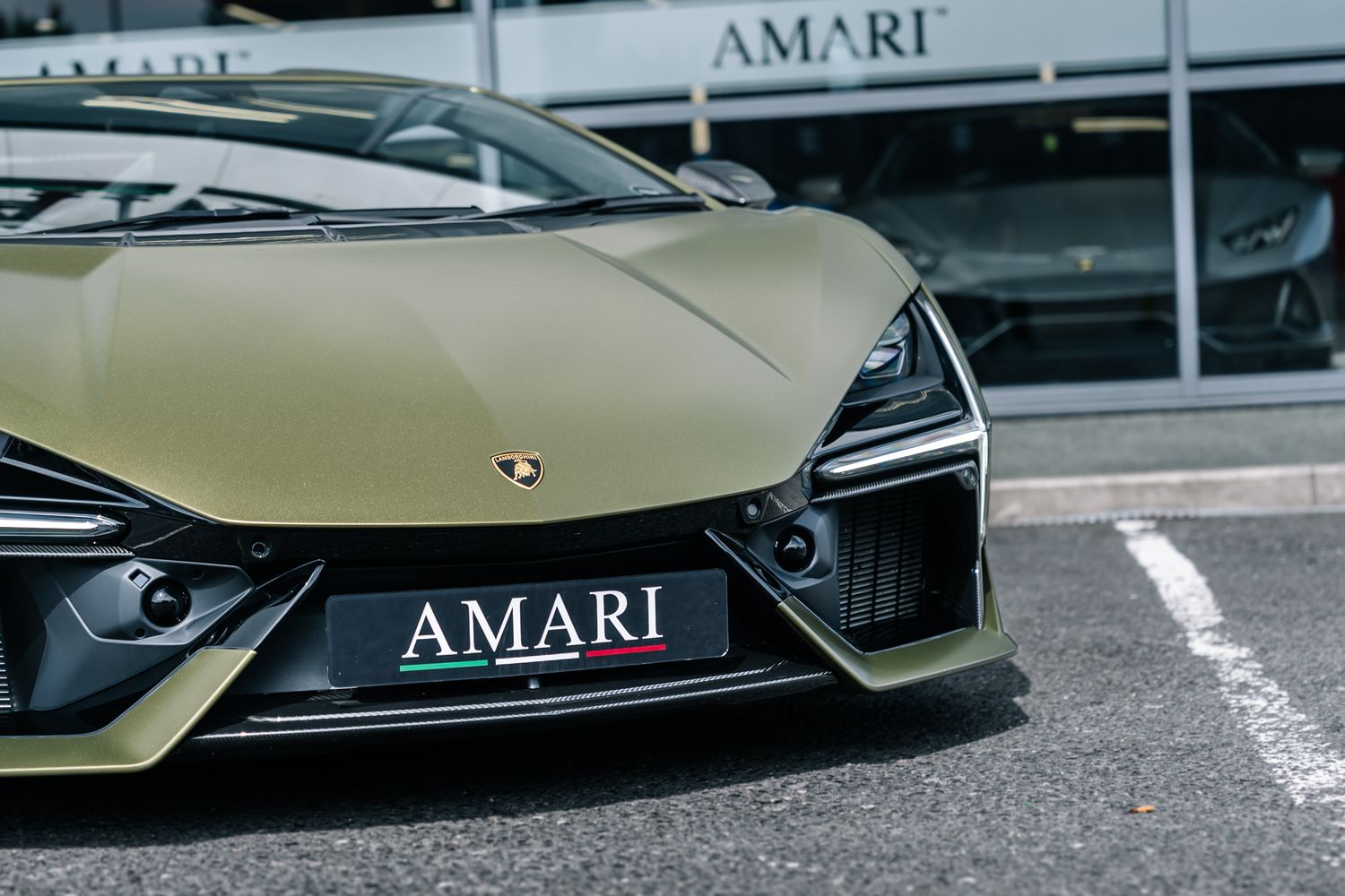 Lamborghini Revuelto